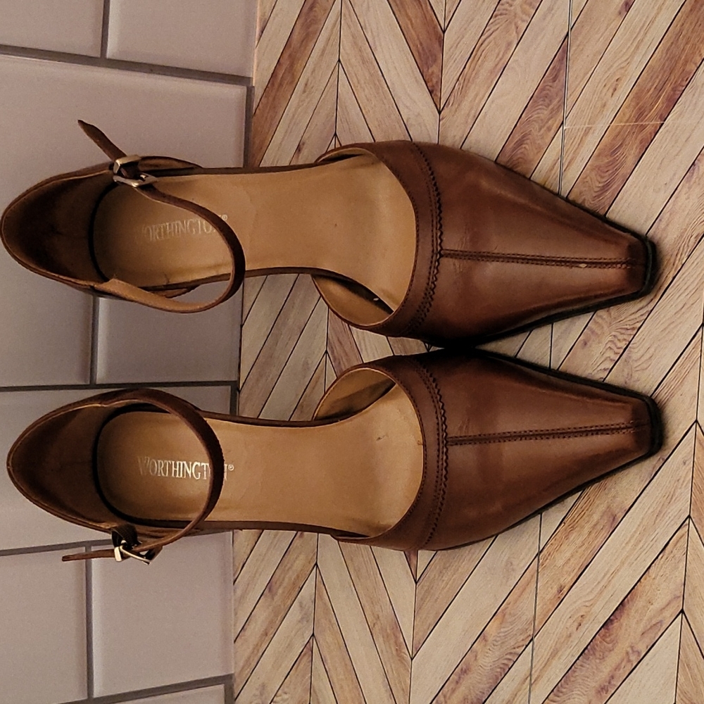 Worthington Brown Size 7.5